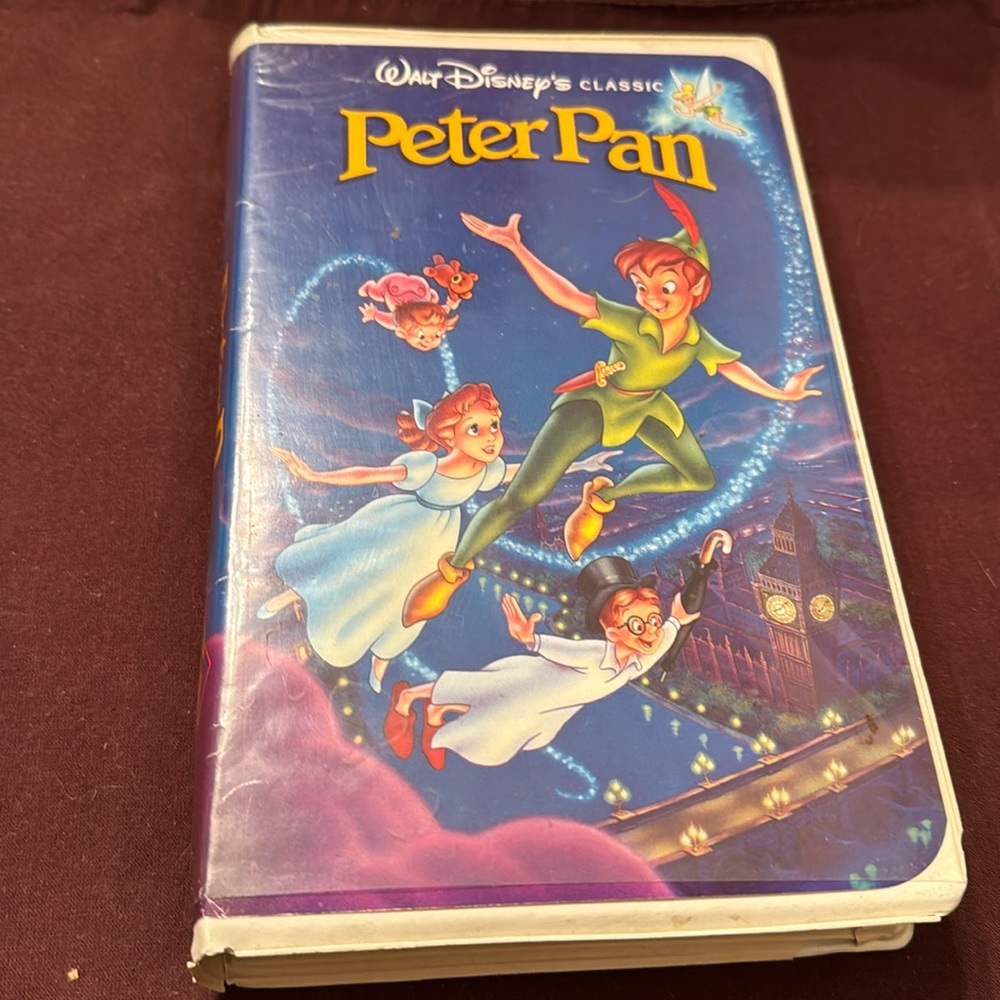 (Black Diamond Disney Classic Peter Pan  VHS Tape